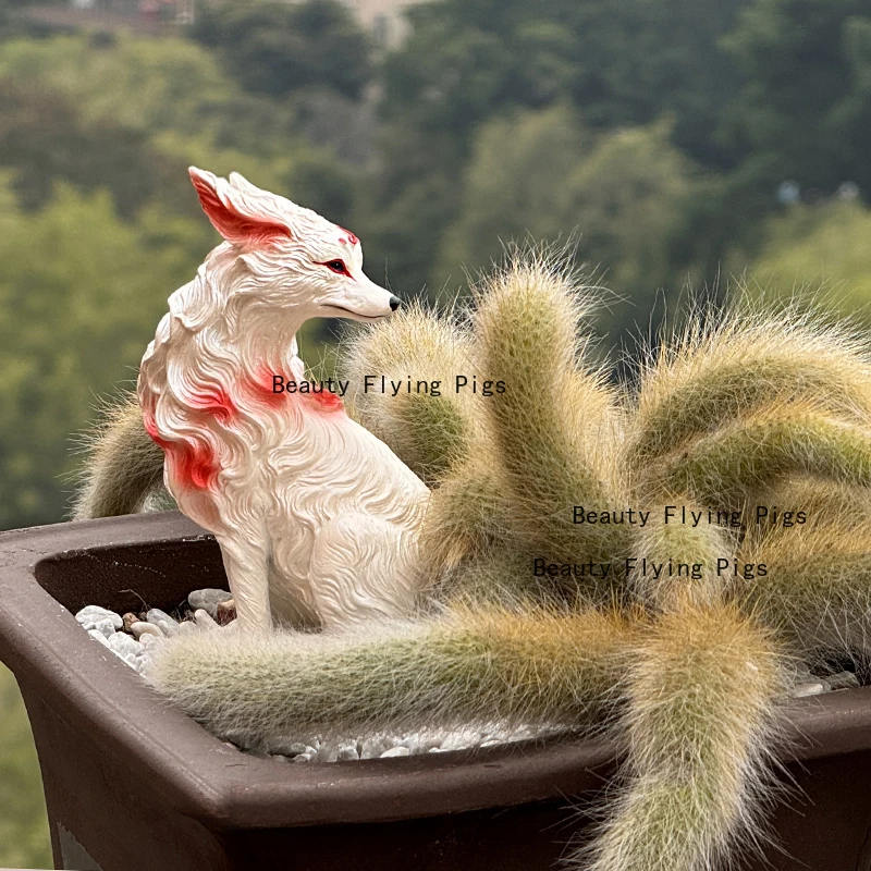 Resin Nine Tailed Fox Ornament Small Fox Sculpture Ornament Resin Animal Handicrafts Home Decoration Fox Desktop Decor