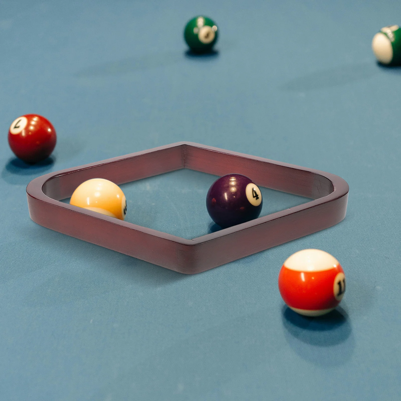 رف مثلث خشبي 9 شكل كروي لطاولة حمام السباحة 2-1/4 بوصة حامل كرة بلياردو تصميم عتيق من الخشب الصلب لحمام السباحة