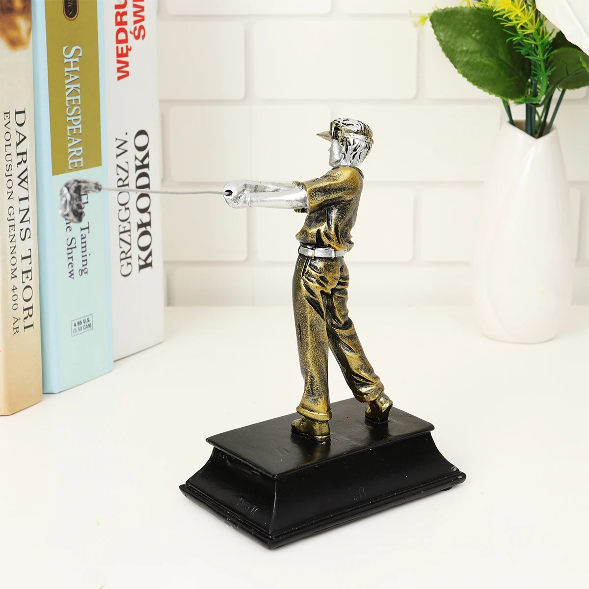 

Players Resin Athletes Figure Exquisite Desktop Ornament Home Office Decoration Creative Resin Souvenir Players Statue Ornaments