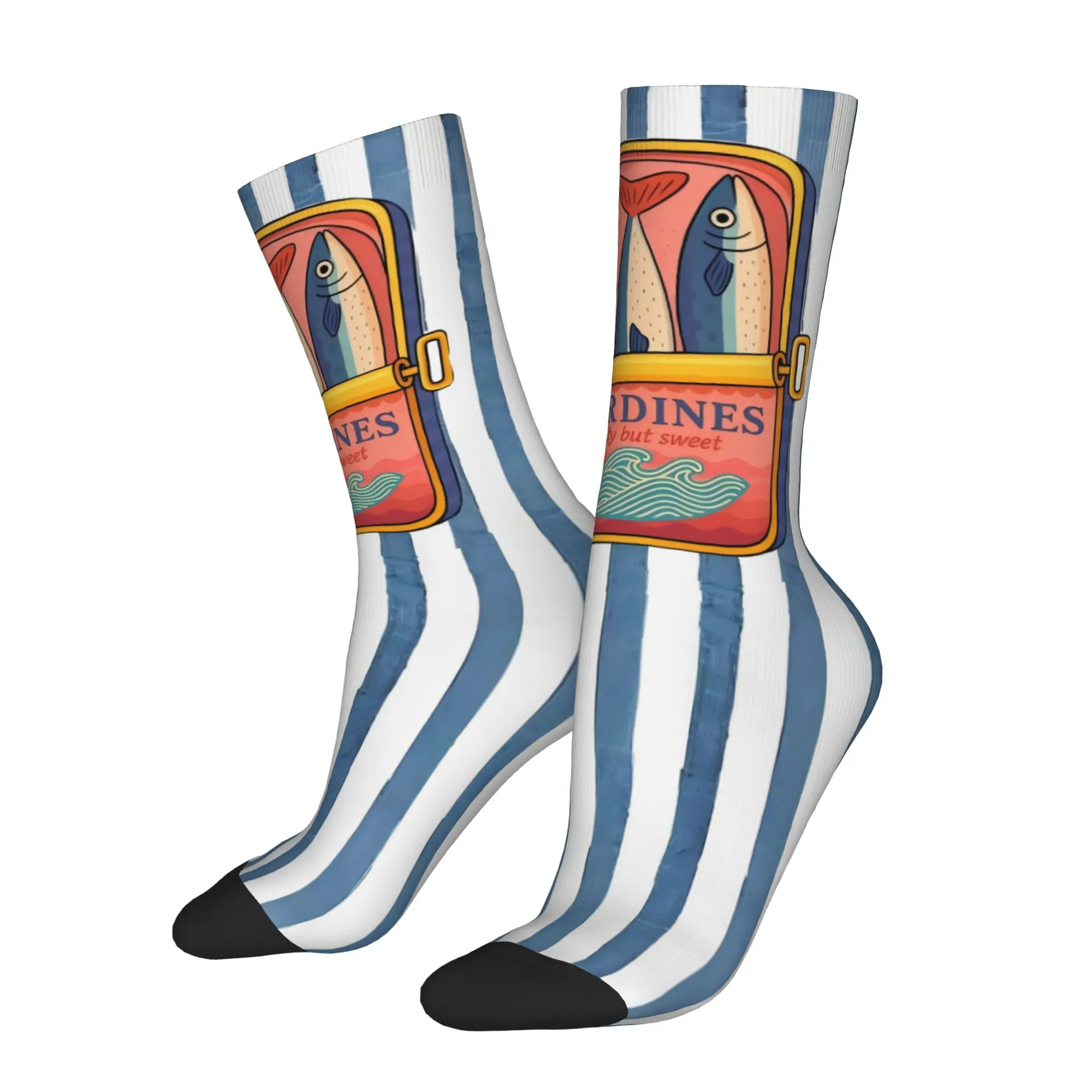 

Забавные мужские носки с принтом: винтажная банка с сардинами, сине-белые вертикальные полосы, улыбающаяся банка с сардинами. Оригинальные мужские носки.