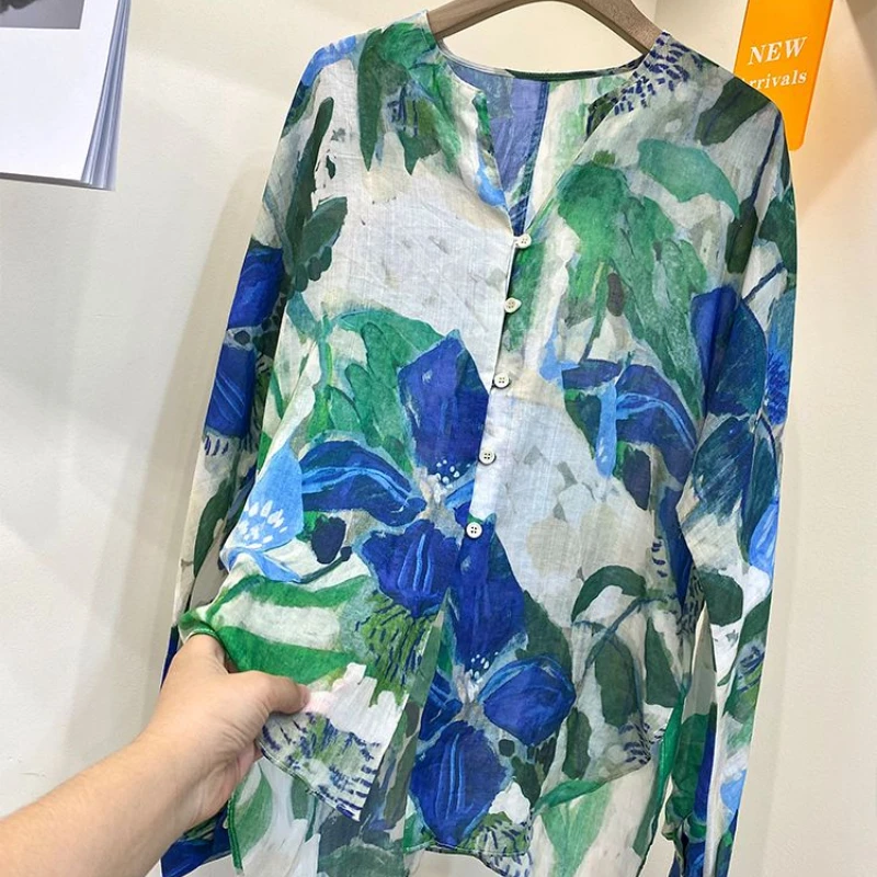 

New Printed Long-sleeved Cotton Shirt for Women Slim V-neck Vacation Style Sun Protection Loose Chic Design Top for Women Tops
