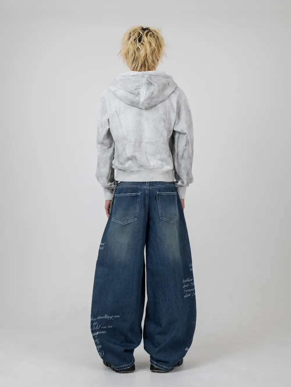 Classic Southpole Printing Letter Jeans Mens American Vintage Hole Straight Leg Pants Y2K High Quality Brand Mopping Pants
