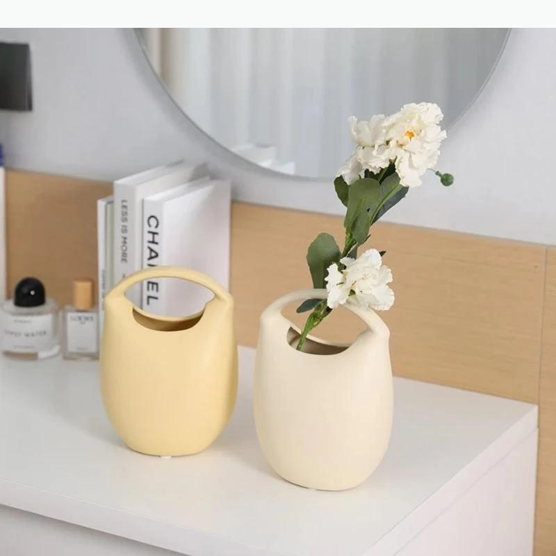 Minimalist Handbag Shape Ceramic Vase Plant Pot Table Decoration Flowers Arrangement Artificial Flower Vase Room Aesthetic Decor