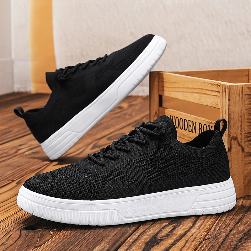 

Мужская спортивная обувь, новинка 2025, легкая прогулочная обувь на плоской подошве с дышащей сеткой, противоскользящие черные повседневные удобные мужские кроссовки