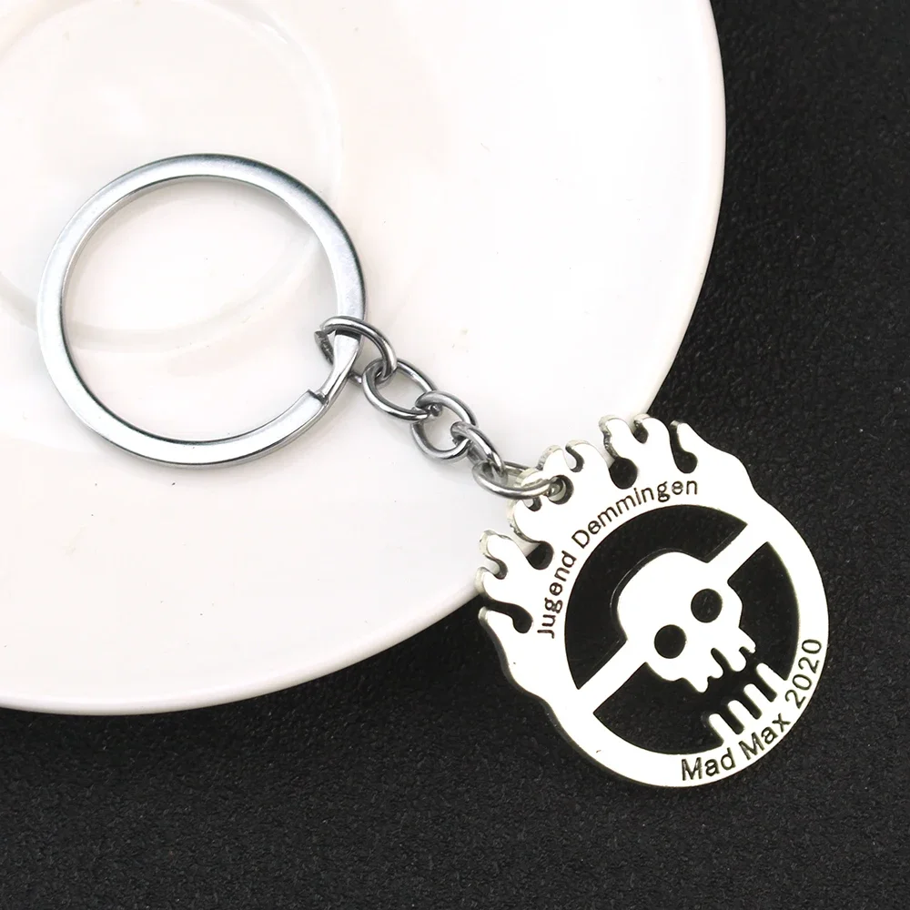 Llavero con colgante inspirado en Mad Max Fury Road Joe Skull Gang para hombres, joyería clásica de alta calidad