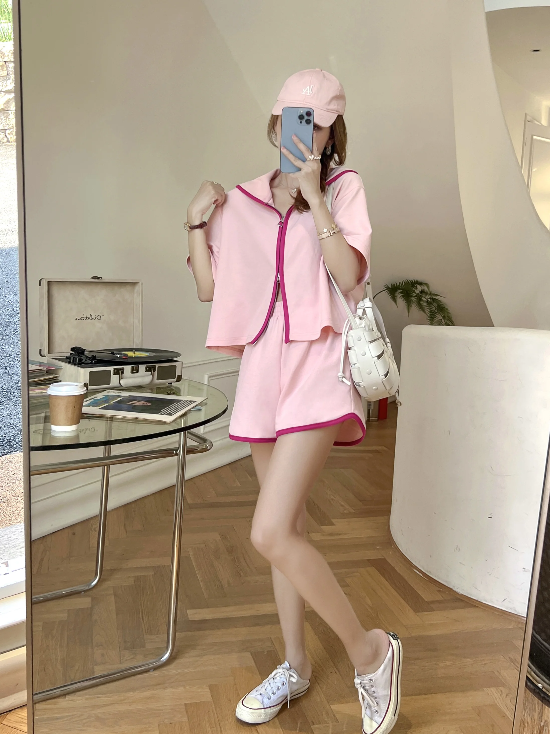 

Zhang ei Sweet Heart Knitted ort Sve Top Set Women's Summer Faion Cotton Pique Color Blo Collar Ensemble