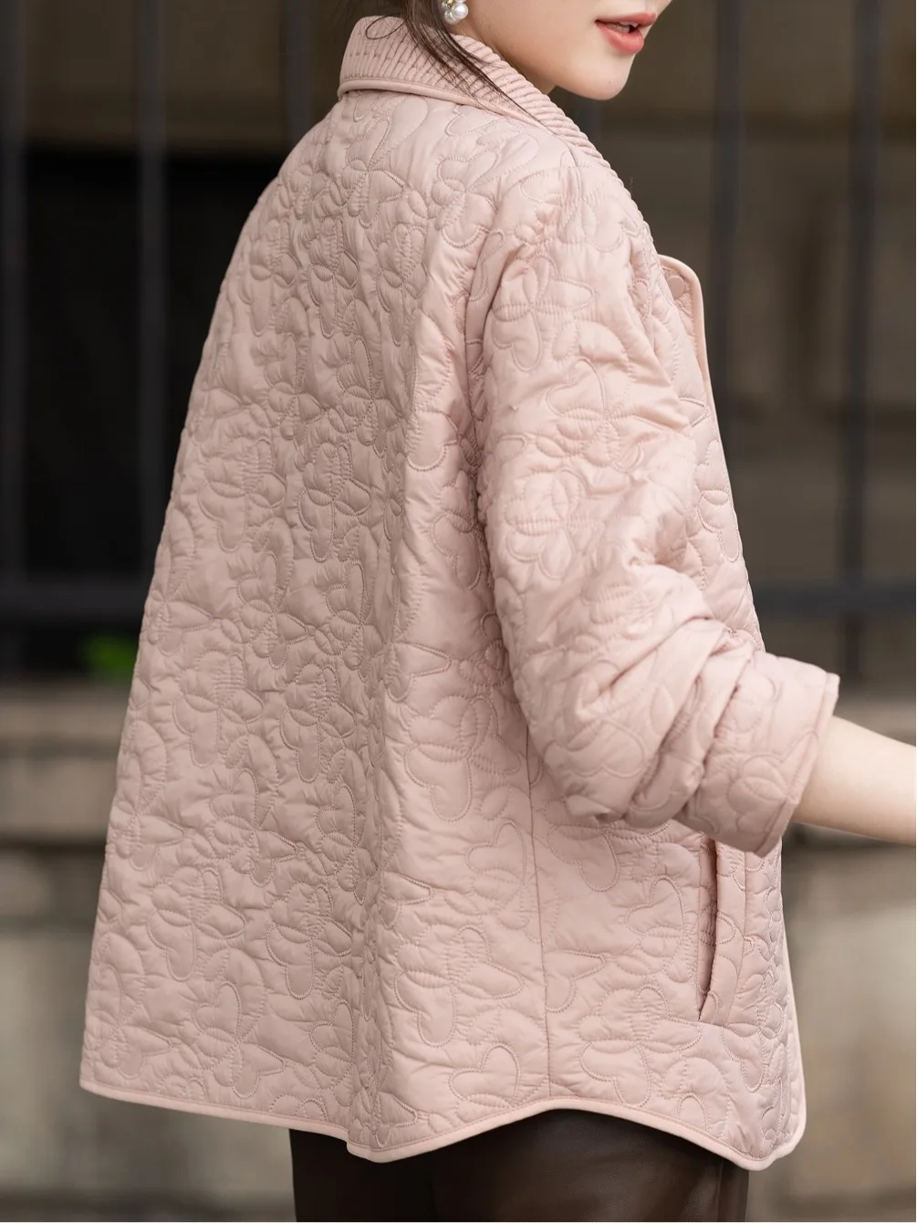 เสื้อผ้าฝ้ายแฟชั่นฤดูใบไม้ผลิ 2026 เสื้อผ้าฝ้ายเนื้อบางเบาอเนกประสงค์สำหรับคุณแม่และเด็ก สไตล์ฝรั่งเศส เสื้อผ้าฝ้ายเข้าชุดกับเสื้อคลุม