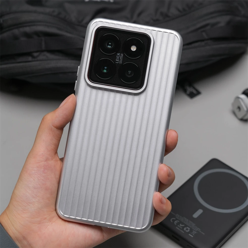 

Ultra Thin Matte 3D Stripe MagSafe Phone Case For Xiaomi 14 15 Pro Ultra 15SPro Magnetic Wireless Charging Shockproof Hard Cover