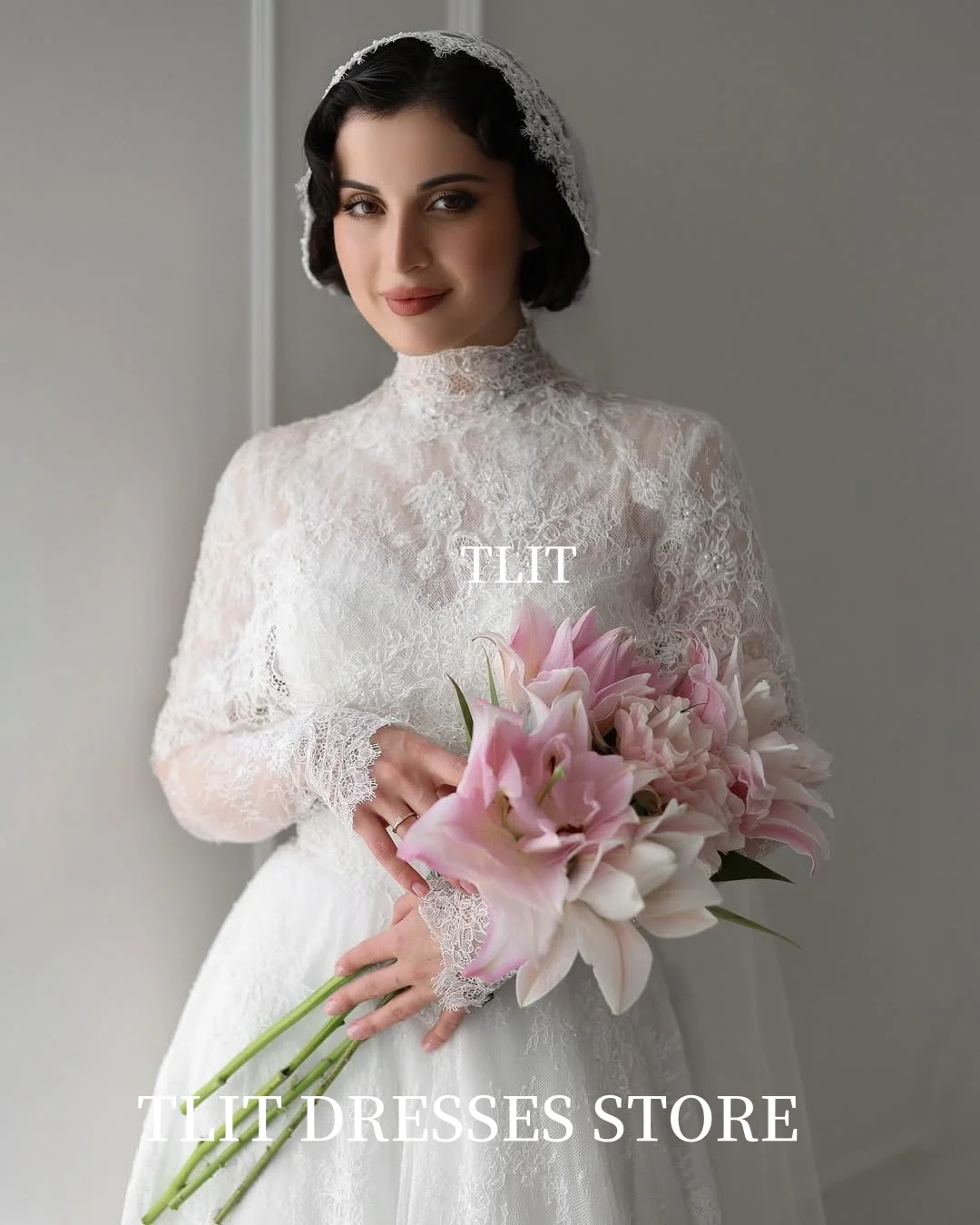 TLIT Classical Lace Wedding Dresses Customized O-Neck Little Shawl فساتين زفاف Long Sleeves Sweep TrainBridal Gowns