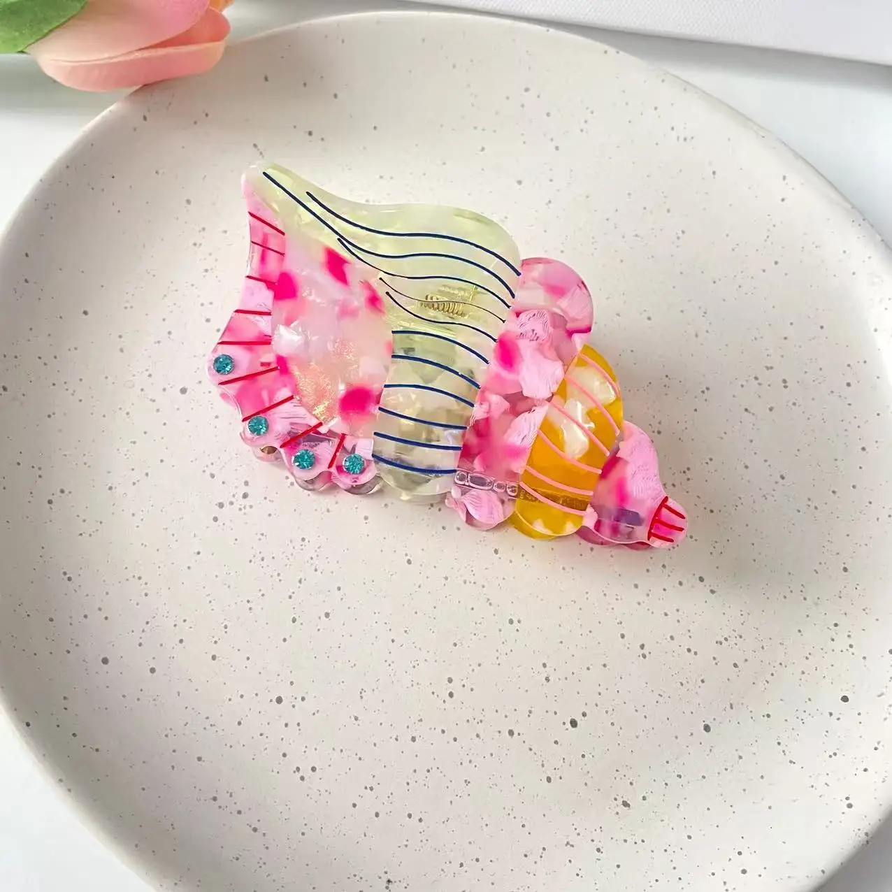 

Muweordy, новинка, красочная заколка для волос в форме раковины, дизайн со стразами, зажим для пляжного отдыха, заколка для волос в виде краба, аксессуары для волос для женщин и девочек