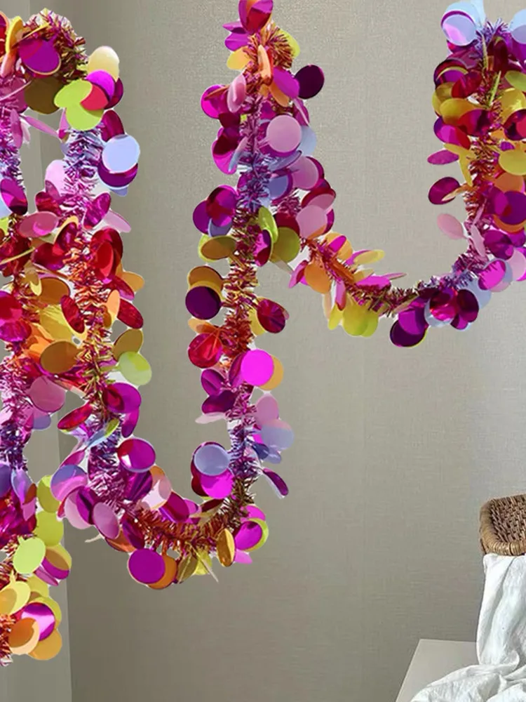 

Арт-декор: Новогодняя лента-гирлянда с завязками для украшения класса, праздничные украшения, подвесные украшения