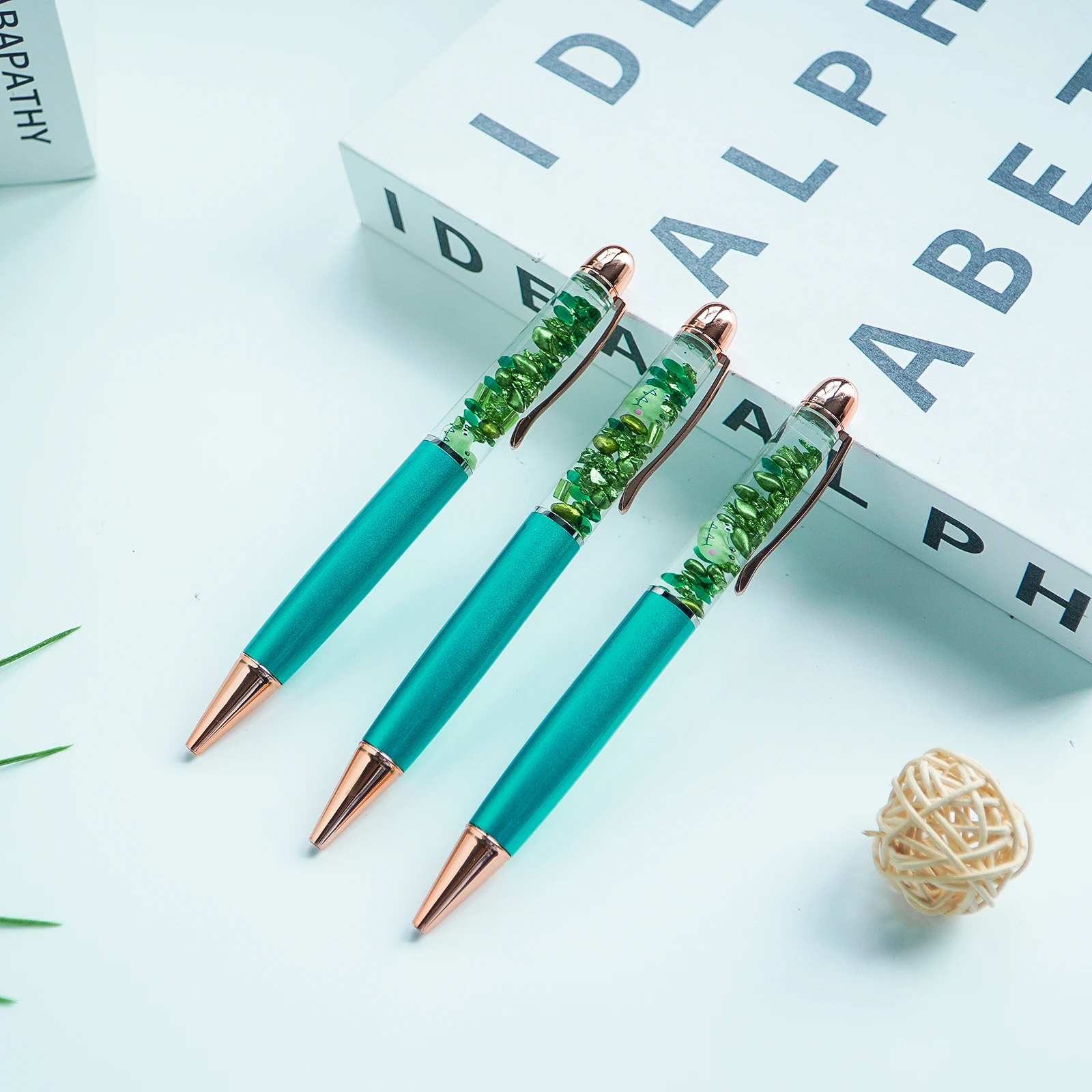 

Crocodile Pens Liquid Floating Cool Novelty Writing Cute Gifts