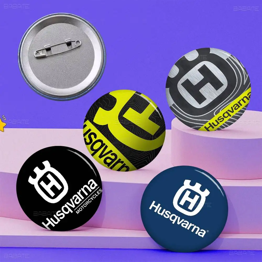 H-Husqvarna Logo Soft Button Pin Bright Printed Icon Gift For Friends Badge Collar Brooch Lapel Pin Metal view 2