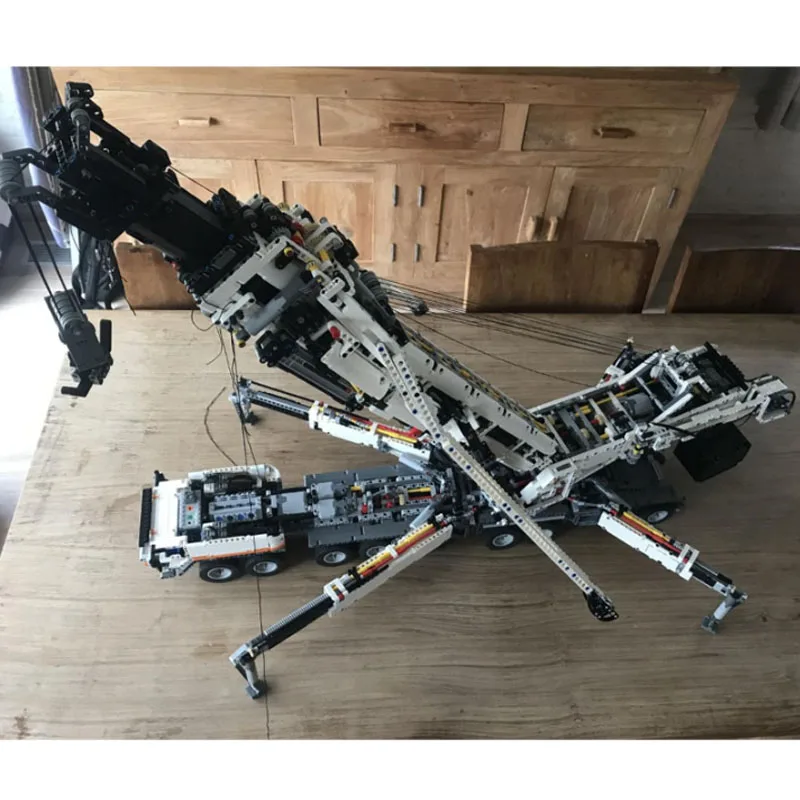 

Customize 7706 Parts High-Tech Power Dynamic RC Liebherr LTM11200 Building Blocks Toy Vehicles Model Kit Toy for Boys Gifts