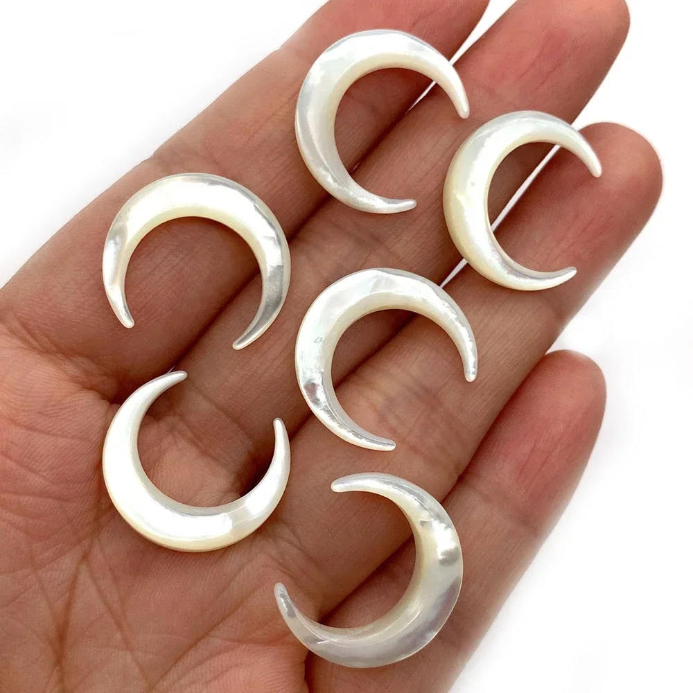 

Exquisite Natural Seawater Shell Moon Shaped Polished Hole-less Loose Beads Exquisite Charms Handmade DIY Necklace Bracelet