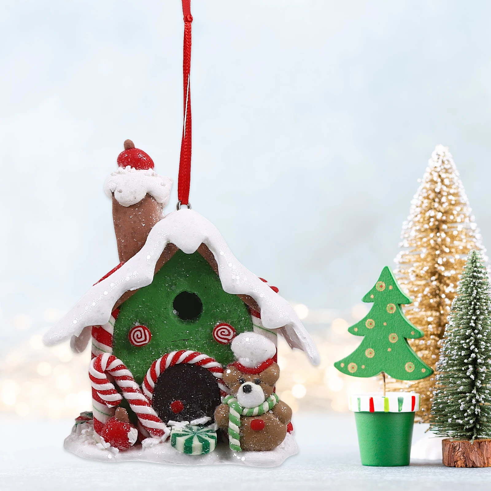 

2Pcs Luminous Gingerbread House Christmas Candy House Decor Mini Lighted Houses for Christmas Village Home Party Decoration