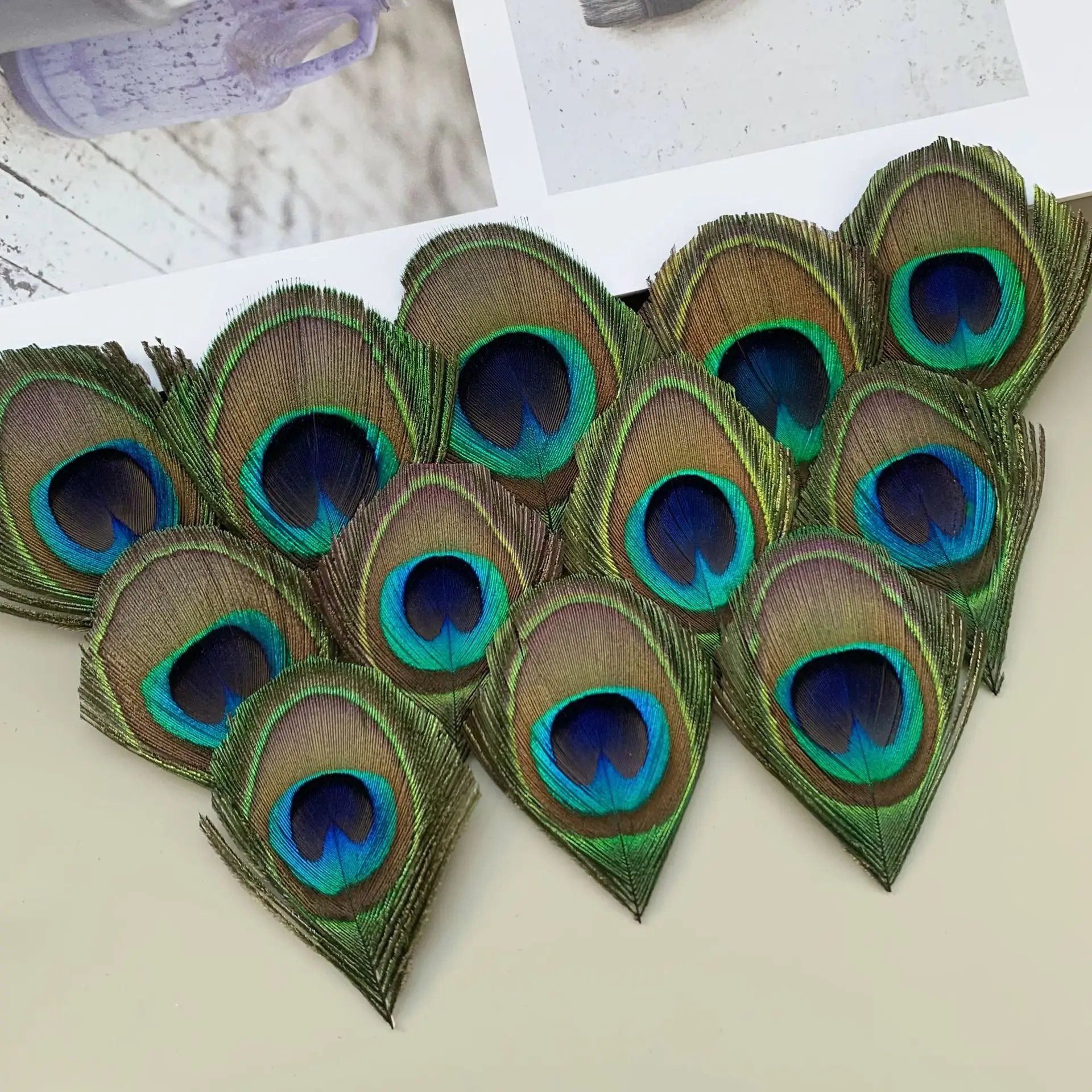 50pcs 3-6cm Big Natural Peacock Feather Eye Blue for Crafts Needlework Decoration Pheasant Feather Decor Jewelry Carnival Plume