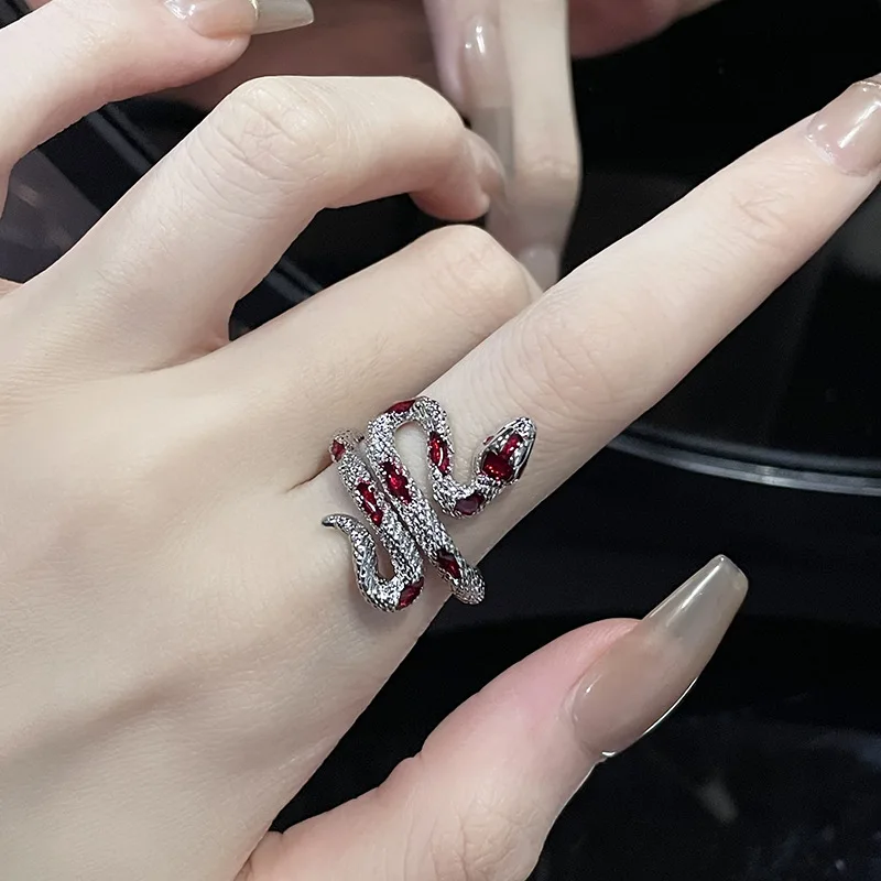 Fashion Red Enamel Drip Oil Snake Shape Bracelet Ring Set For Women Classic Rhinestone Bracelet Office Party Luxury Jewelry Gift