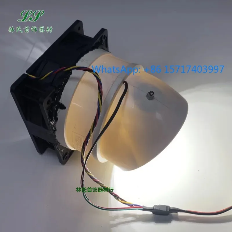 

Lamp equipped exhaust fan, carving and polishing, powerful vacuum cleaner