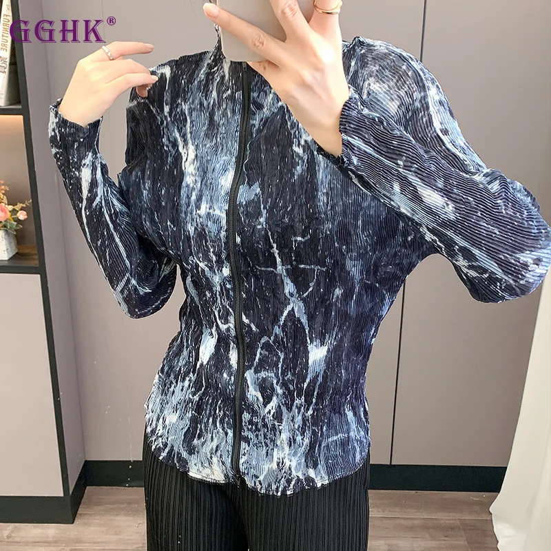 

GGHK Chic Fashion Pleated Printed Handmade Pleated Zipper Cardigan Sun Protection Jacket 2025 Autumn New Ealstic Coat