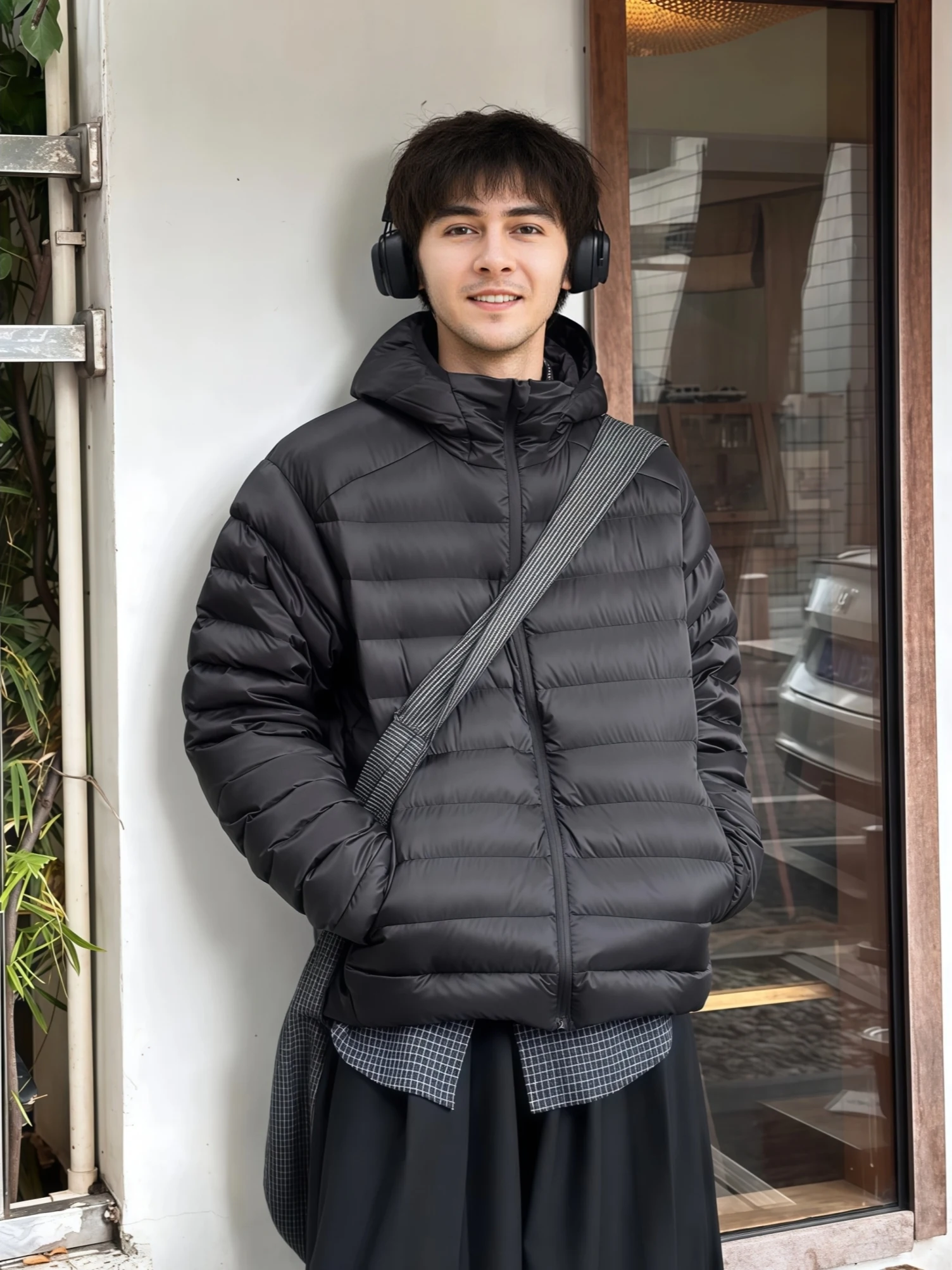 

Мужская легкая утепленная куртка с капюшоном из 90% белого утиного пуха, с наполнителем из полиэфирного волокна, эластичная, для активного отдыха