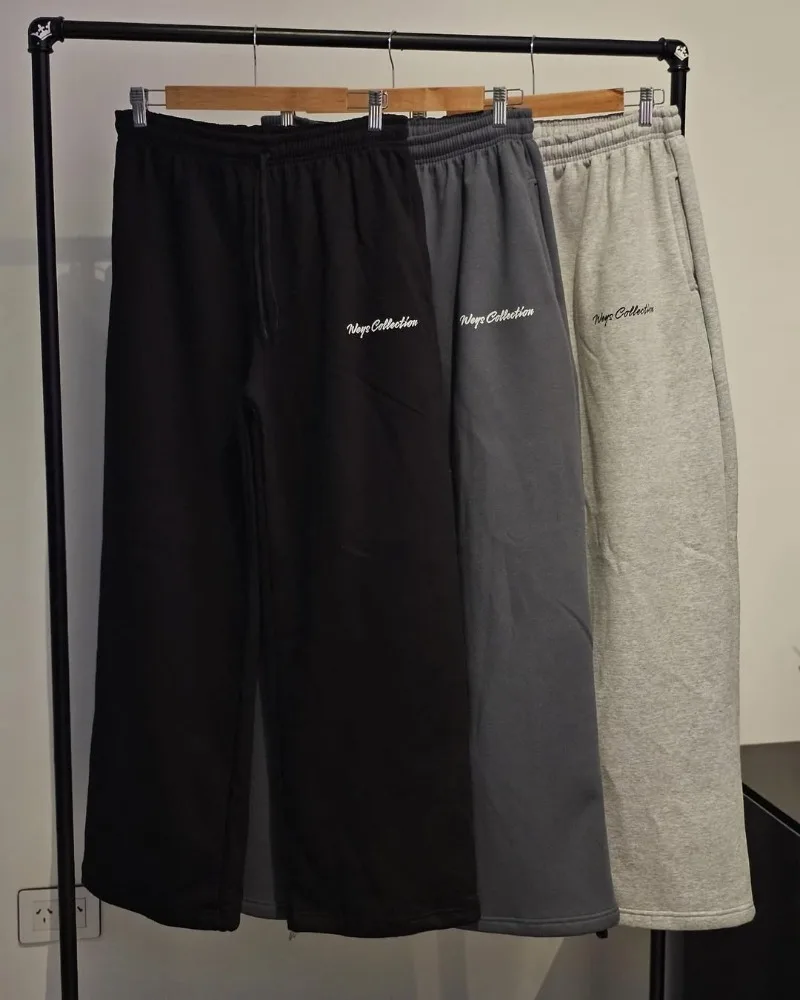 

Retro American street men casual pants with fashionable loose letter design Y2k long pants Harajuku trendy straight leg pants