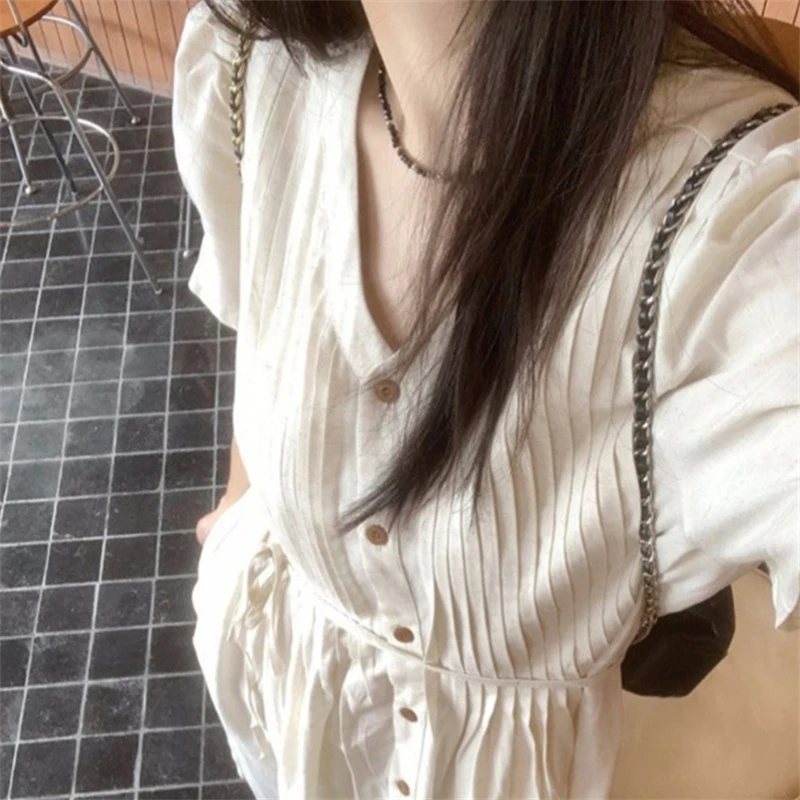 

Pphome Gentle Temperament V-neck Pleat Strap Waist Hugging Dress Women Summer French Sle Hepburn Sle Waist Hugging Long D...