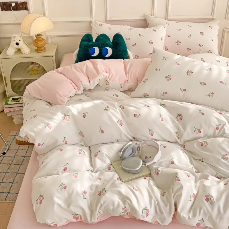 3-piece cartoon heart-shaped plant floral print set, a duvet cover and a pair of pillowcases (no padding), suitable for bedroom