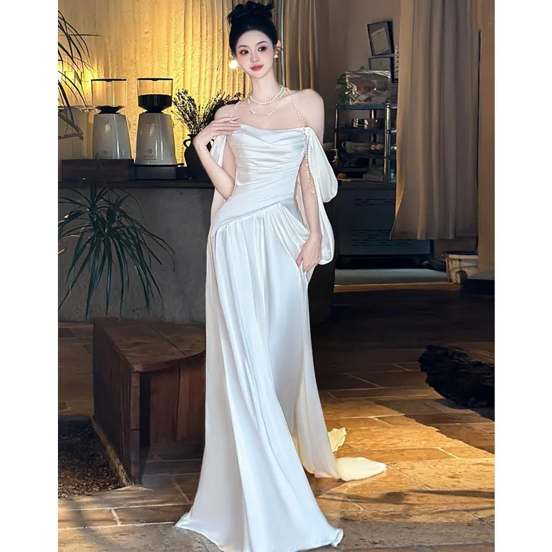 

Satin One Shoulder Light Wedding Dress Simple A-line Skirt White Slimming Banquet Tail Welcoming And Going Out Veil Customized