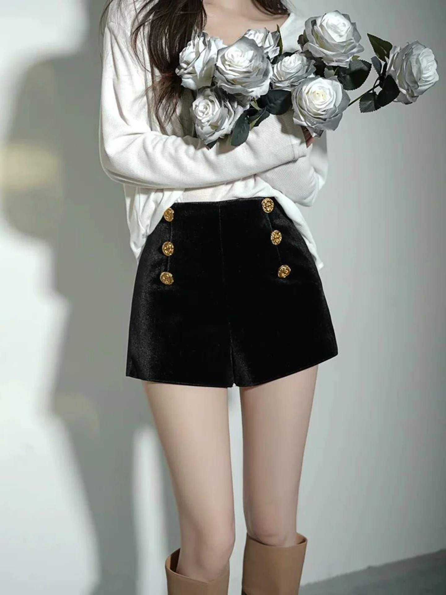 Black Velvet High Waist Button Design Short Pants Women's Autumn New Style Slim A-Line Casual Wide Leg Boot Pants