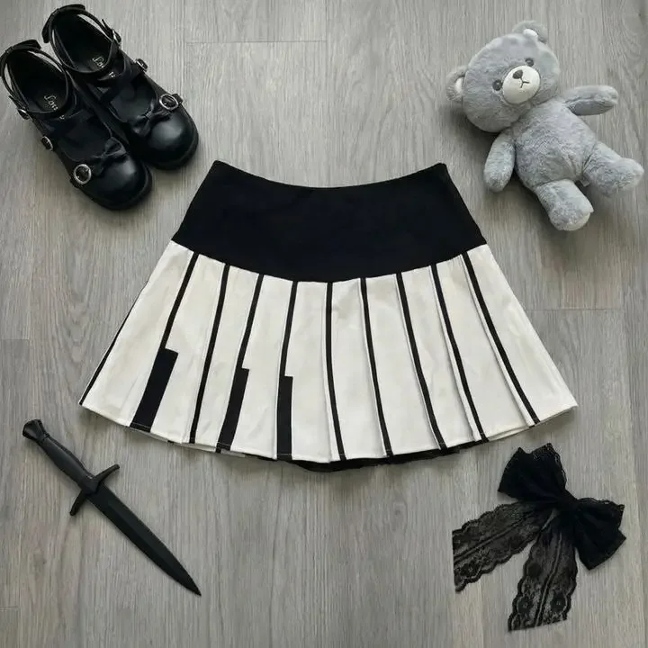 IMU Vintage Music Theme Pleated Mini Piano Skirt Women Piano Key Design High Waist A Line Black White Cute Anime Style Short Ski