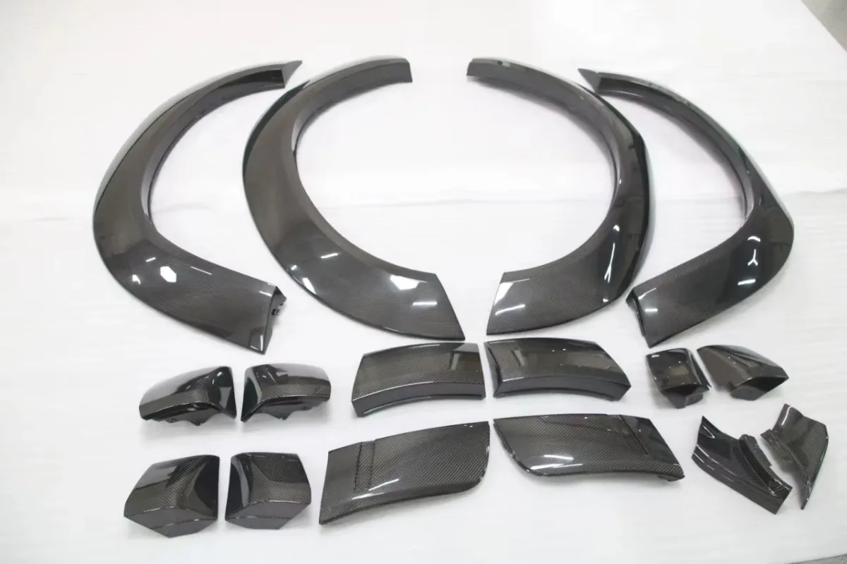 High Quality Carbon Fiber Wheel Eyebrow for Challenger Arches Perfect Fitment