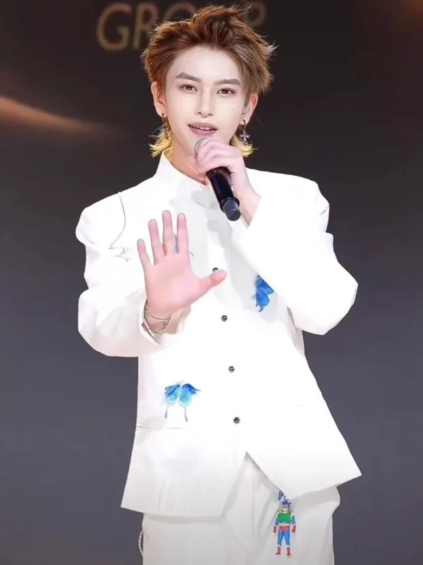 

White Embroidery Stand Collar Men's Suit Casual Western Coat Stand Fit Youth Trend Autumn Long Sve Single Button