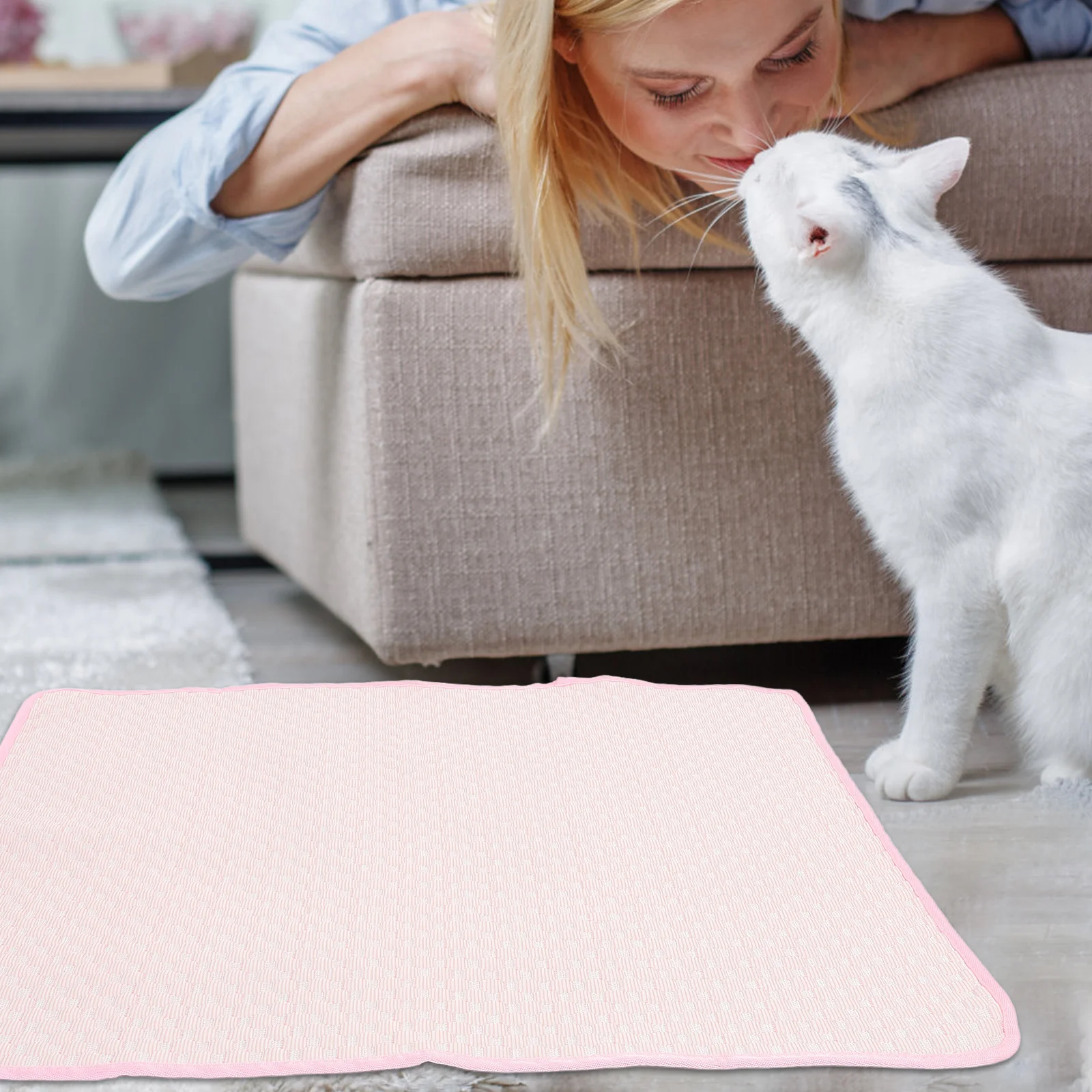 

Pet Cooling Mat for Dogs Cats Breathable Nonskid Summer Cooling Pad Easy Carry Portable Comfortable Dog Nest Washable Floor Car