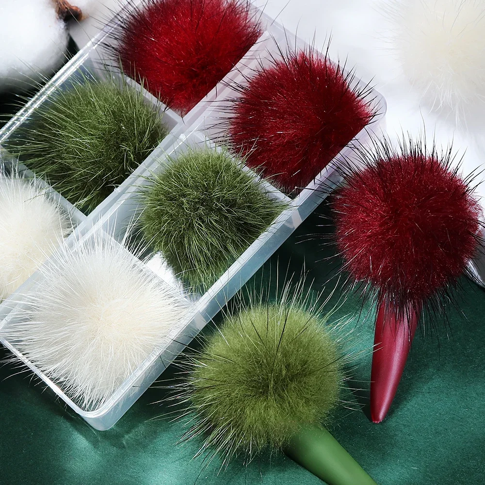 6 pcs Christmas Plush Pompoms Nail Art Decoration Red Green Fluffy Hairball Detachable Magnet Winter Manicure Kawaii Accessories