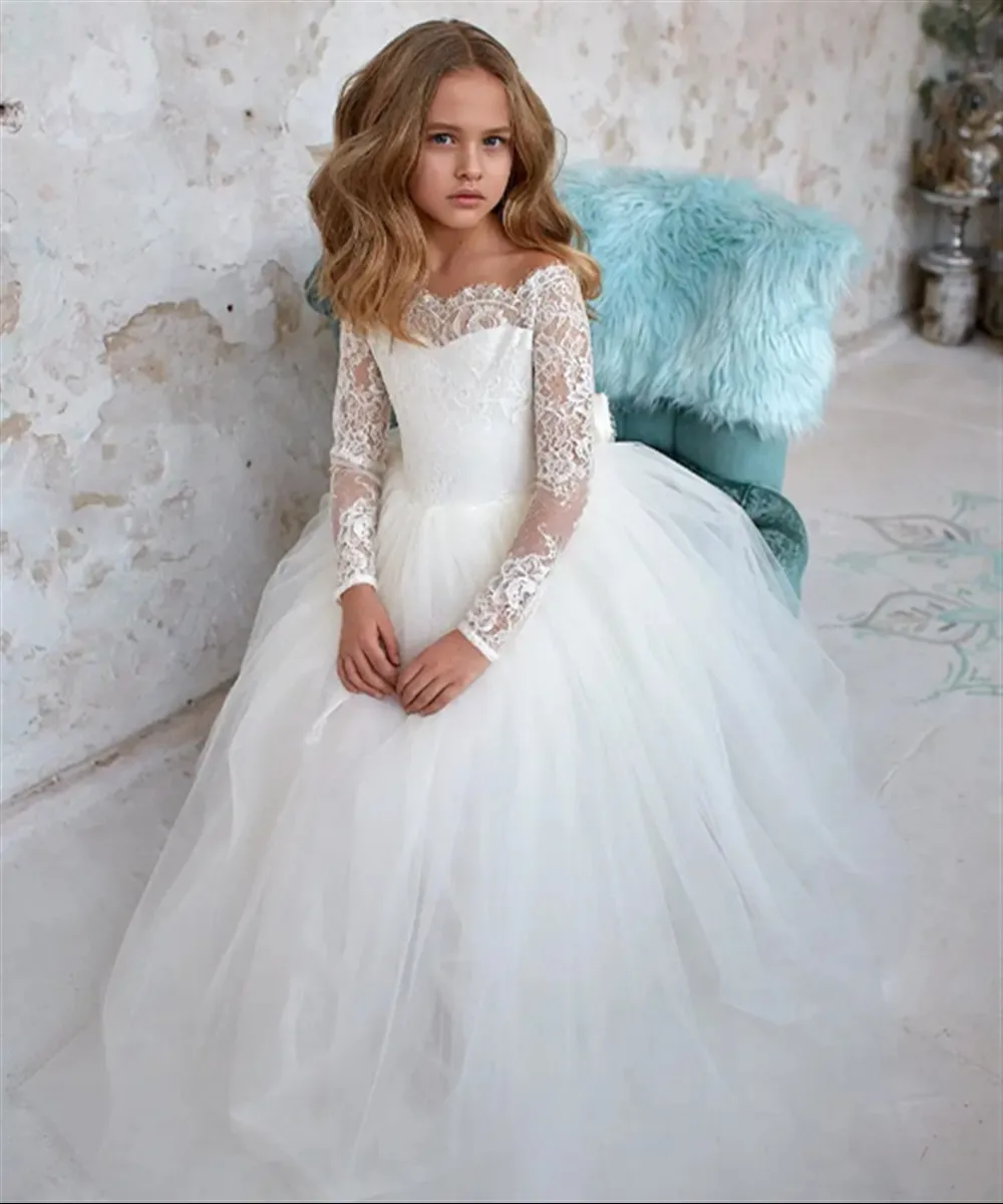 

Customized Bohemian Flower Girl Wedding Dress Lace Bow Off Shoulder Full Sleeves Princess First Communion Bridesmaid Ball Gown