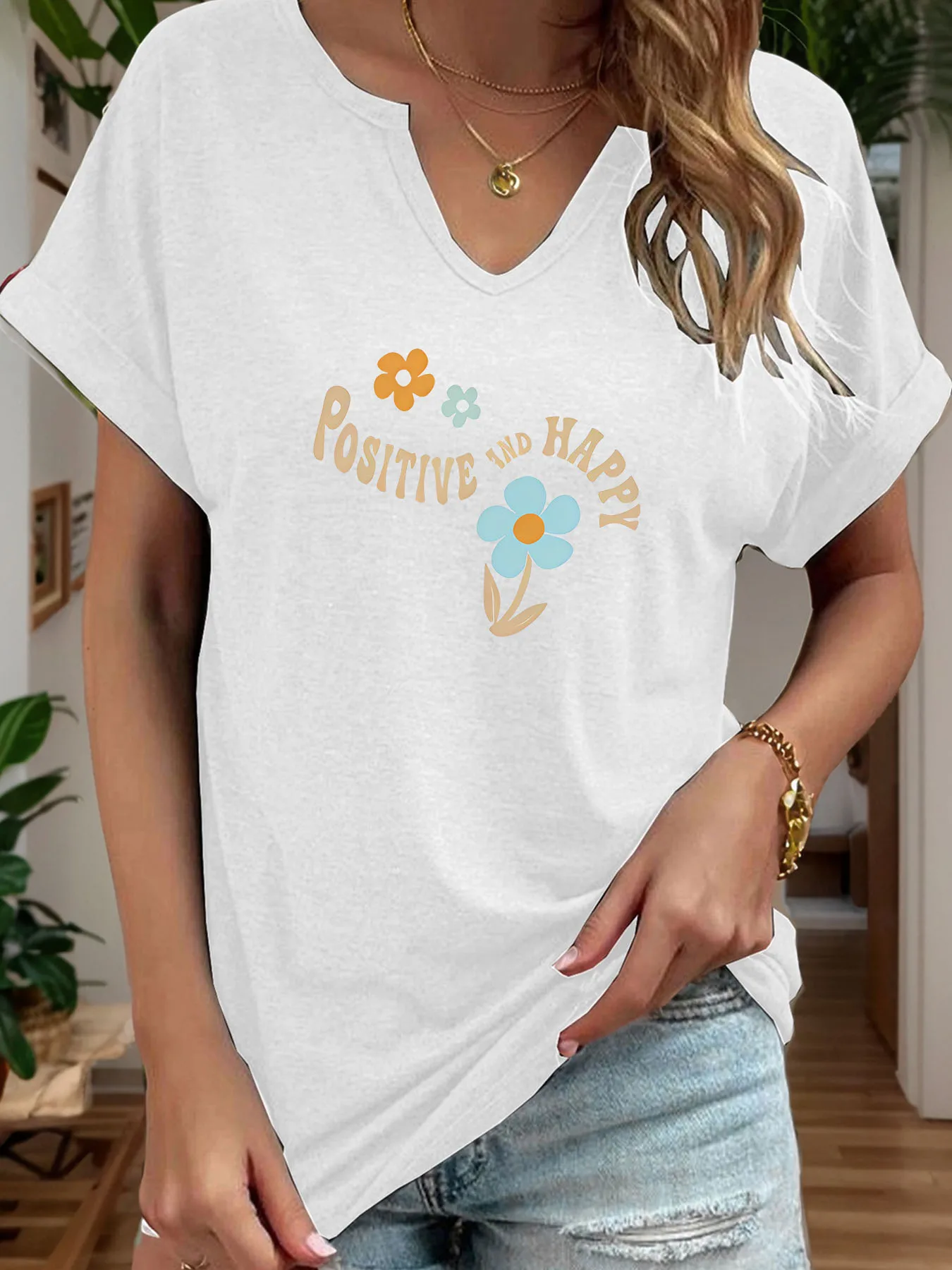 Floral positive energy print T-shirt, casual and fashionable V-neck rolled sleeve short-sleeved blouse for women
