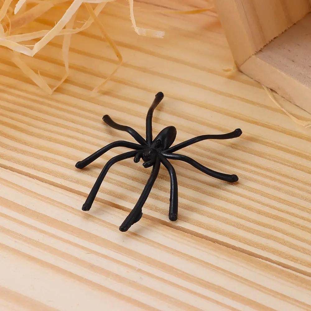 20Pcs/Pack Black Spider Web Halloween Decorative Spiders Haunted House Prop Plastic Fake Spider Prank