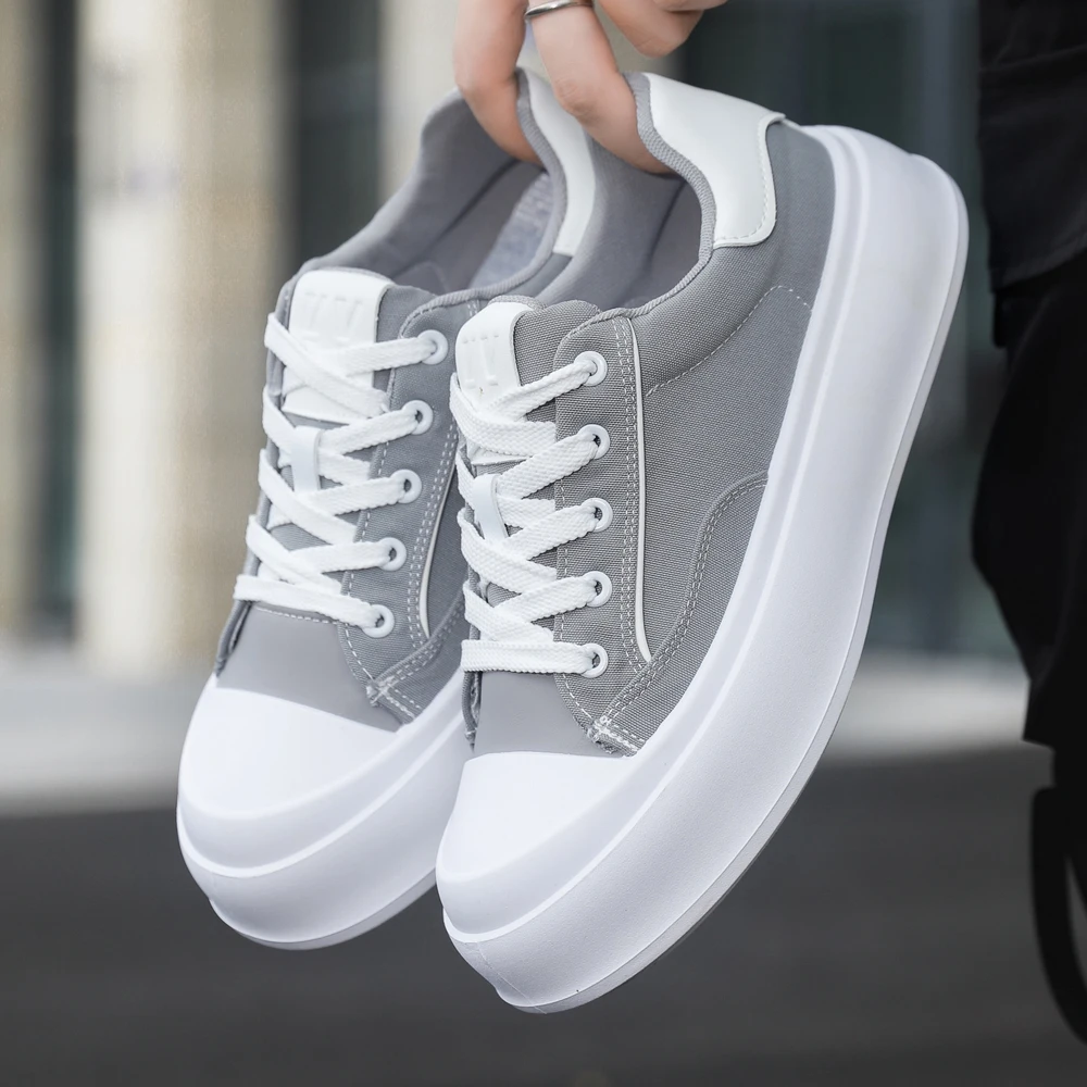 Slip-On Solid Casual Skate Shoes Unisex Flat Sneakers Soft Breathable Non Slip Wear Resistant Lightweight Daily Street Shoes