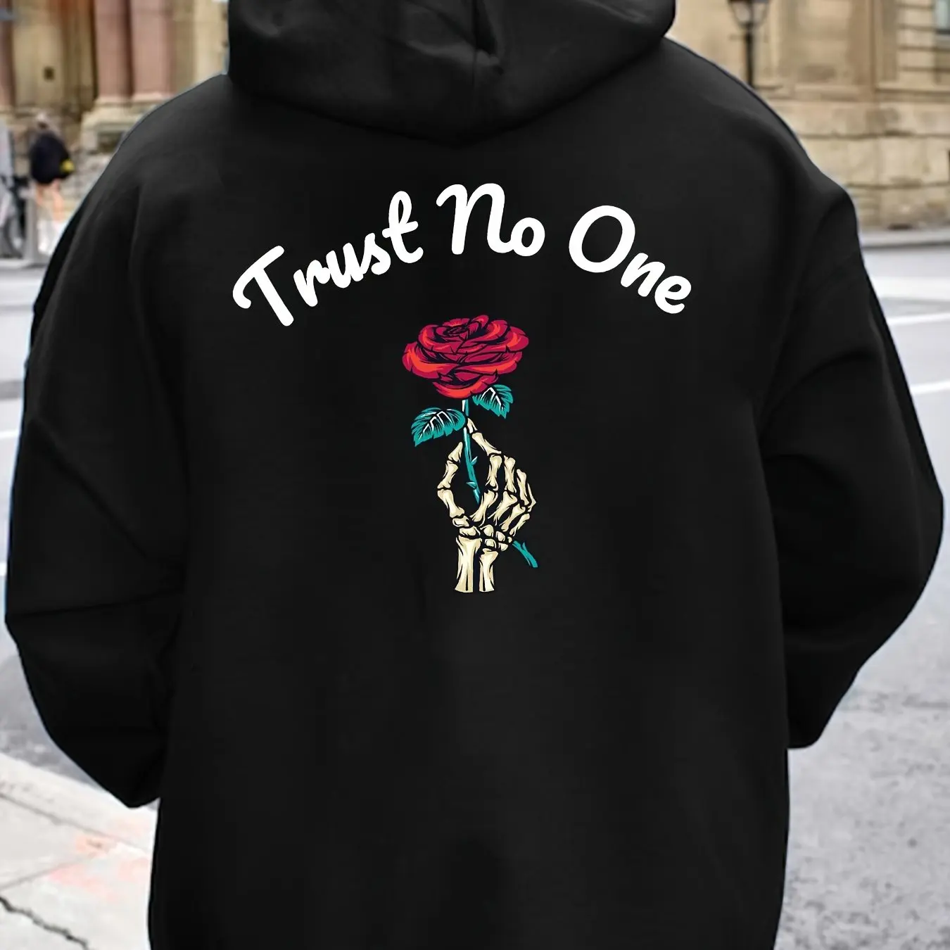 „Trust No One“ und ein Totenkopf mit rotem Rosenmusterdruck, modischer und klassischer, lässiger Herren-Hoodie