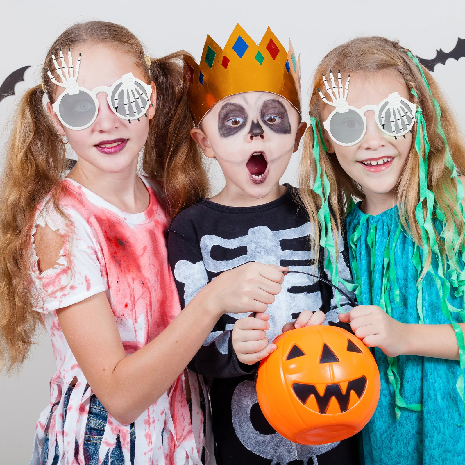 

4Pcs Halloween Themed Eyeglasses Classic Ghost Claw Shape Lightweight Costume Party Props Funny Novelty Glasses Festival Decor