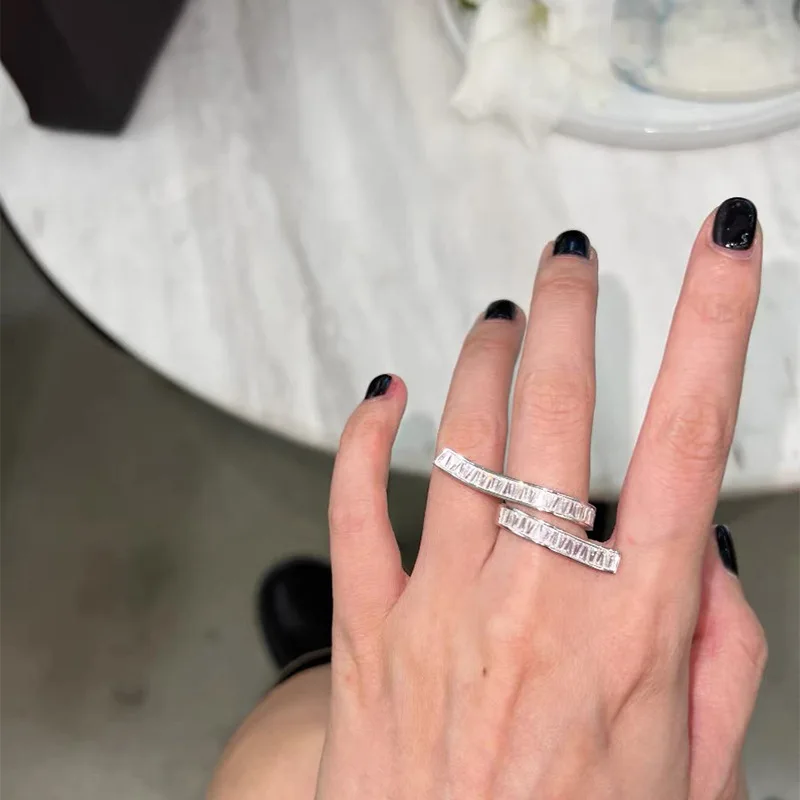 Unique diamond inlay creative opening rings for women trendy light luxury high-end exaggerated ring fashion engagement jewelry
