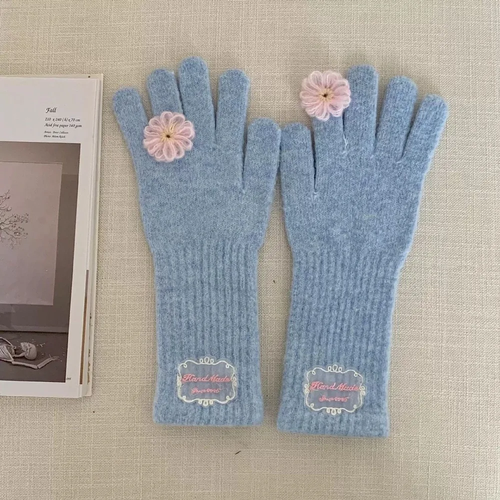 luvas-de-poliester-com-detalhes-em-renda-e-padrao-floral-ideais-para-usar-com-ecras-tateis-macias-quentes-de-malha-para-a-primavera-e-o-inverno-com-cobertura-total-dos-dedos-para-atividades-ao-ar-livre