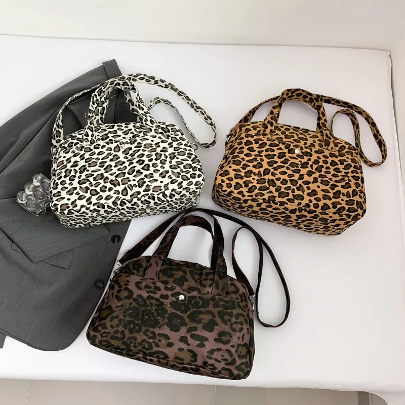 2024 New Women\'s Bag Leopard Print Canvas Bag Large Capacity Multi-pocket Fashion Popular Women\'s Shoulder Messenger Bag