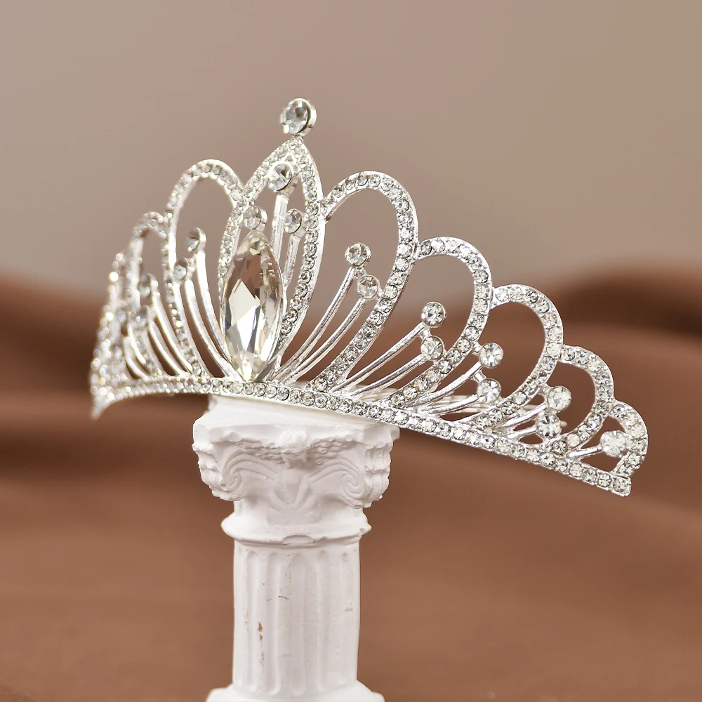 Kinder Mode Kristall kronen Haarkamm kleine Prinzessin Perle Strass Diademe für Mädchen Geburtstags feier Haarschmuck