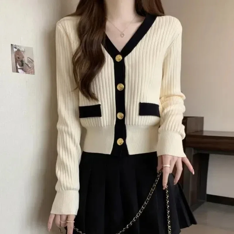 2024 Autumn/Winter Korean Sweet and Fresh Knitted Shirt Cardigan Long Sleeve V-neck Solid Color Spliced Button Women\'s Coat Top