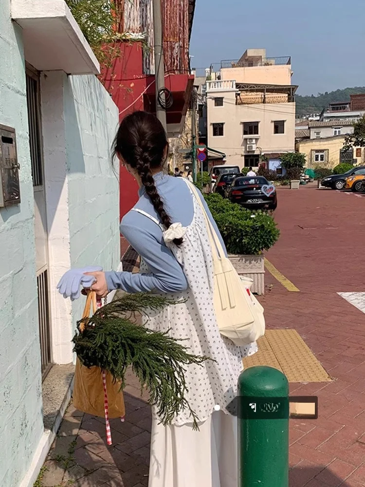 

Fashionable Floral Print Halter Dress And Blue Base T-Shirt Two-Piece Set for Women Sweet Style Spring Collection