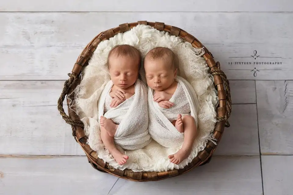 White Stretchy Knitted Wrap for Newborn Photography Props