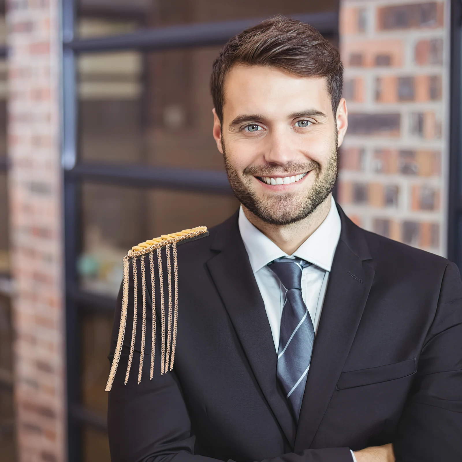 

2pcs Tassel Link Chain Epaulettes Metal Trim Costume Accessories Shoulder Epaulet Decorative Uniform Shoulder Badge Durable Suit