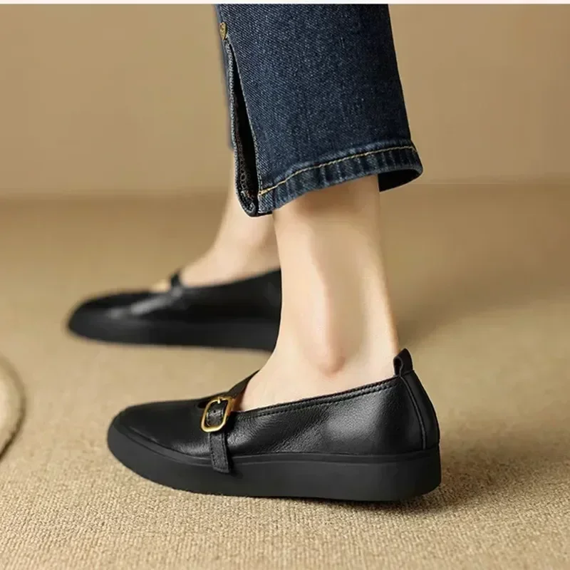 Sepatu Platform Mary Jane kulit baru 2025 sepatu kasual sol tebal desain gesper sabuk Fashion untuk wanita sepatu flat nyaman